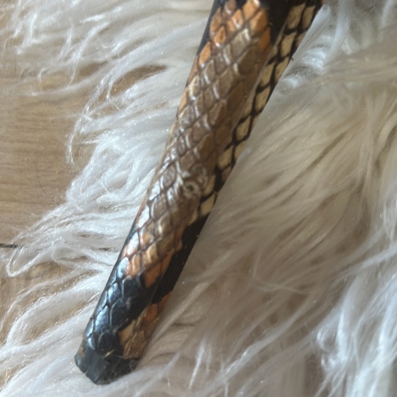 Michael Kors Jet Set six snake skin heel - Picture 11 of 12